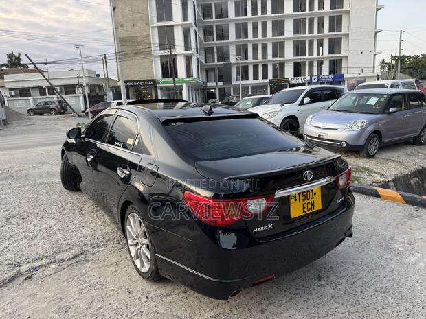 Toyota Mark X 2.5 AWD 2011 Black