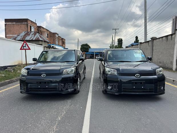 Toyota Corolla Rumion Hatchback 1.5 FWD 2008 Black