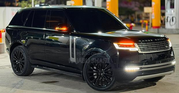 Land Rover Range Rover Autobiography 2024 Black