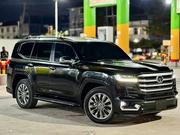 Toyota Land Cruiser LC300 2023 Black for sale
