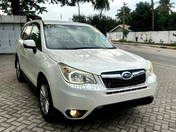 Subaru Forester 2014 Pearl