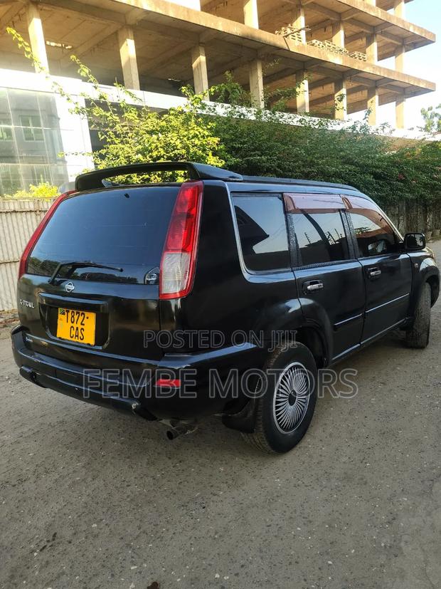 Nissan X-Trail 2005 Black