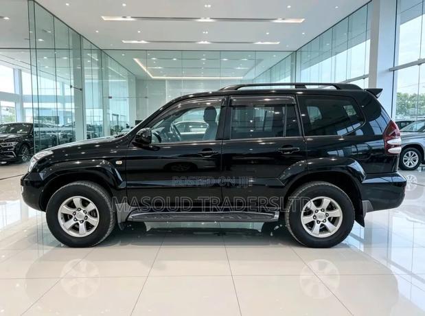 Toyota Land Cruiser Prado 2007 Black
