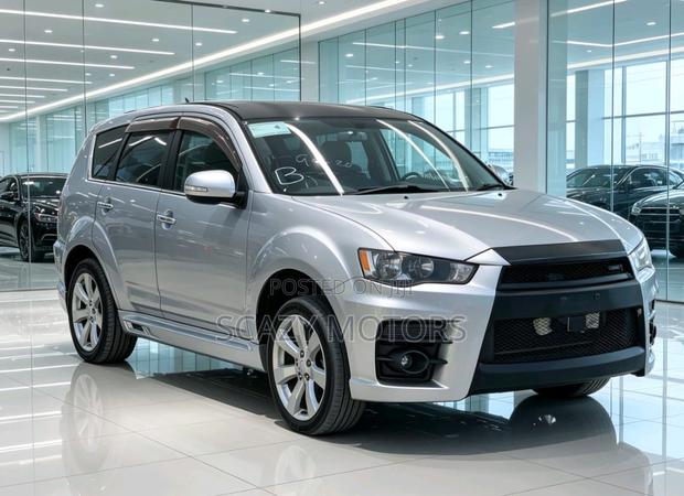 Mitsubishi Outlander 2010 Silver