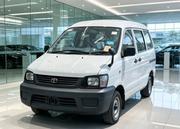 Toyota TownAce Noah 2001 Off white for sale
