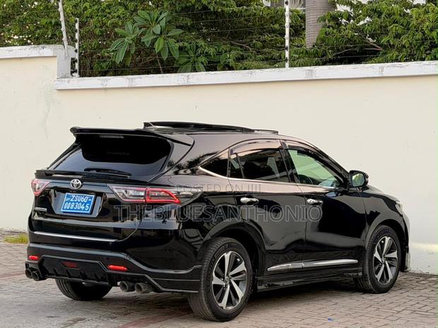 Toyota Harrier 2016 Black