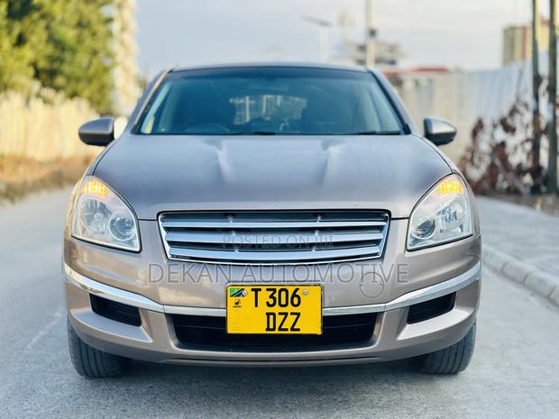 Nissan Dualis 2011 Silver