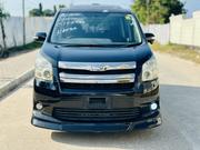 Toyota Noah 2.0 143hp FWD (8 Seater) 2009 Black for sale
