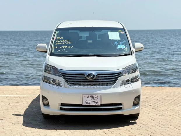 Toyota Alphard 2008 White