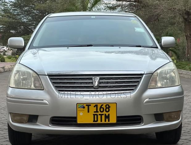 Toyota Premio 2004 Silver