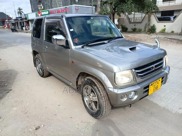 Mitsubishi Pajero 2008 Silver