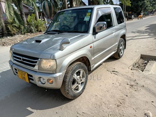 Mitsubishi Pajero 2008 Silver