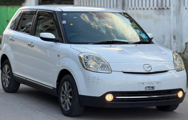 Mazda Verisa 2012 White