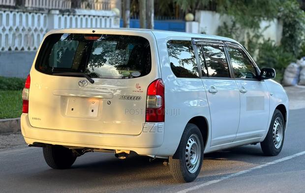 Toyota Succeed 2015 White