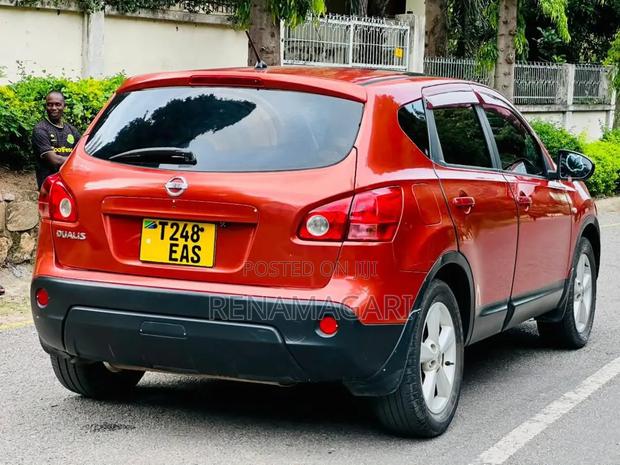 Nissan Dualis 2009 Red