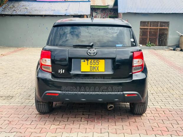 Toyota IST 2007 Black
