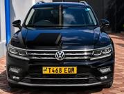 Volkswagen Tiguan 2019 Burgundy for sale