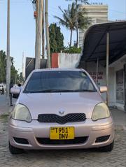 Toyota Vitz 2004 Silver for sale