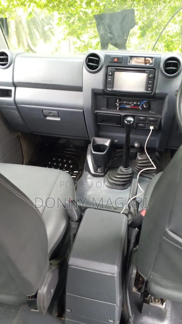 Toyota Land Cruiser 2022 Ivory