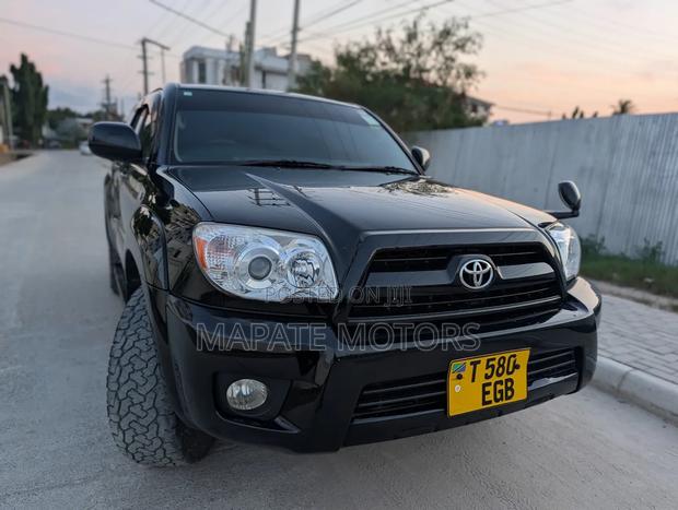 Toyota Hilux Surf 2008 Black