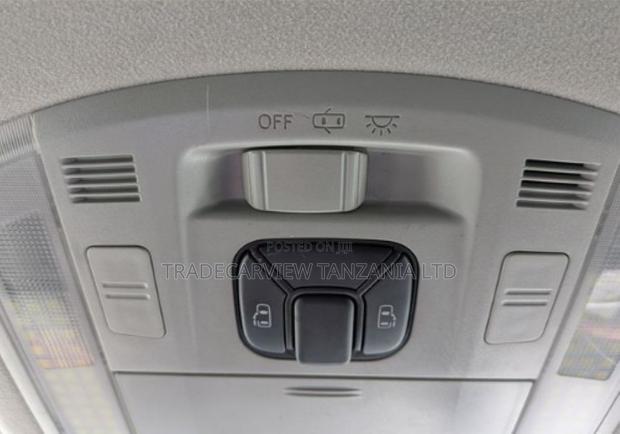 Toyota Alphard 2008 Pearl