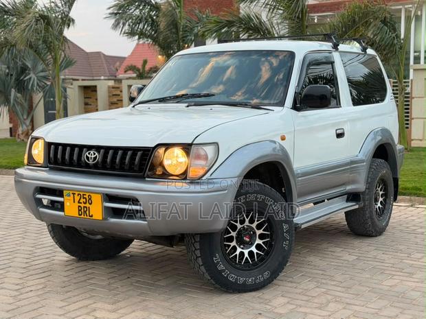 Toyota Land Cruiser Prado 3.4 3dr 2007 White