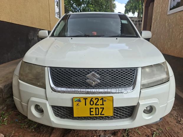 Suzuki Grand Vitara 2008 White