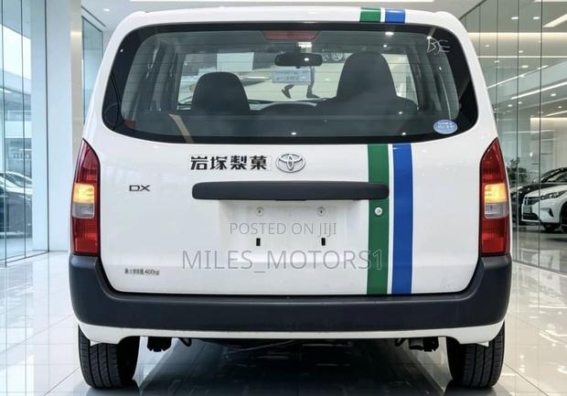 Toyota Succeed 2013 White