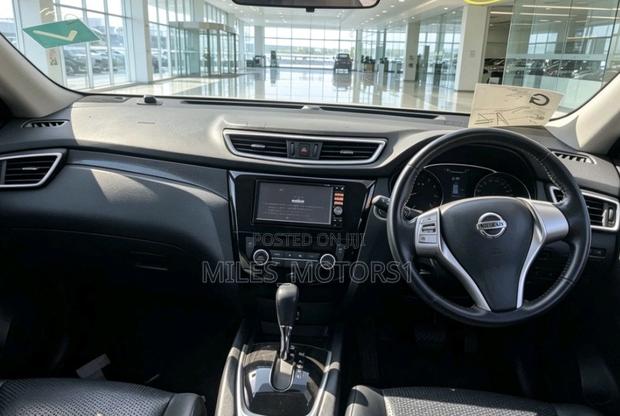 Nissan X-Trail 2013 White