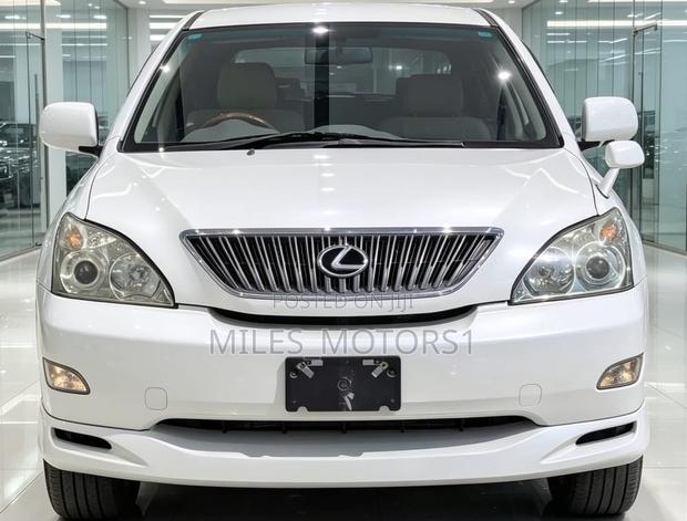 Toyota Harrier 2005 White