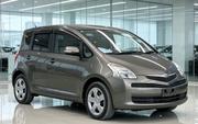 Toyota Ractis 2005 Gray for sale