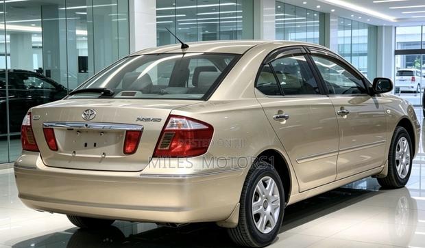Toyota Premio 2003 Gold