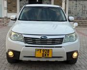 Subaru Forester 2009 White for sale