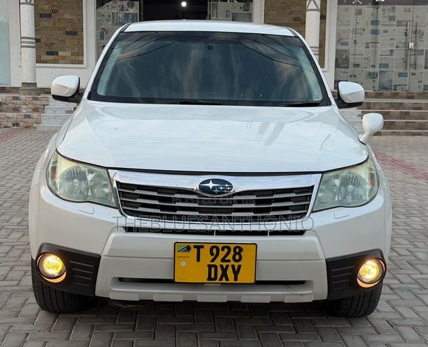 Subaru Forester 2009 White