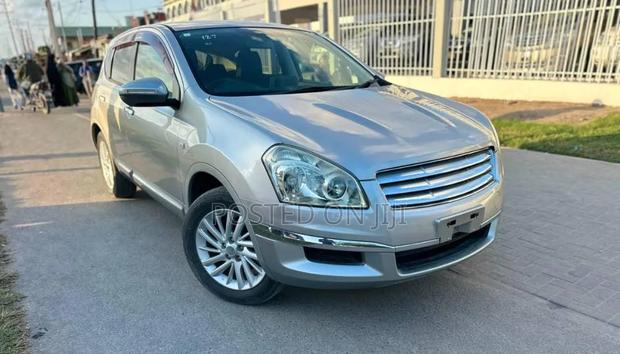 Nissan Dualis 2010 Silver