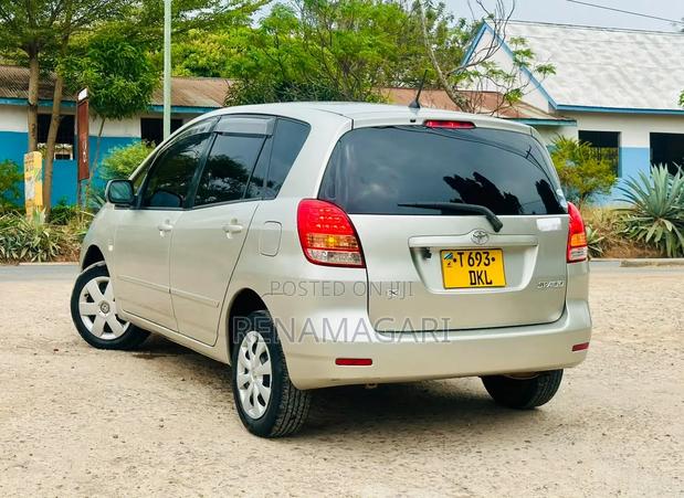 Toyota Corolla Spacio 2009 Silver