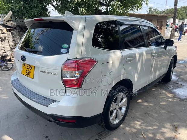 Subaru Forester 2014 White