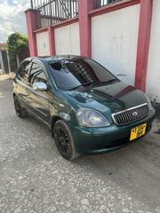 Toyota Vitz 2003 Green for sale