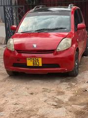 Toyota Passo 2005 Red for sale