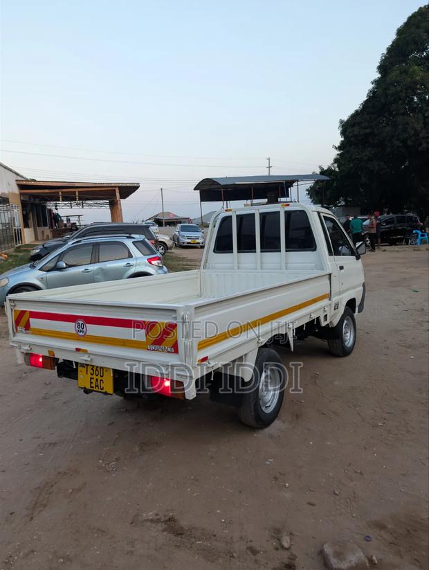 Toyota TownAce 2008 White