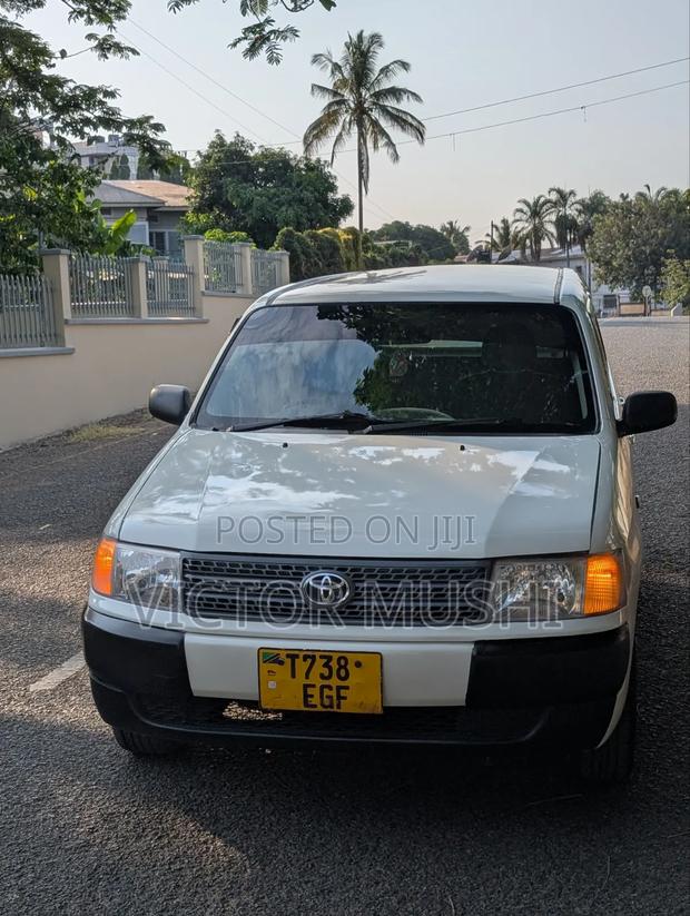 Toyota Probox 2003 White