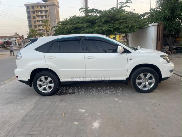Toyota Harrier 2000 Pearl