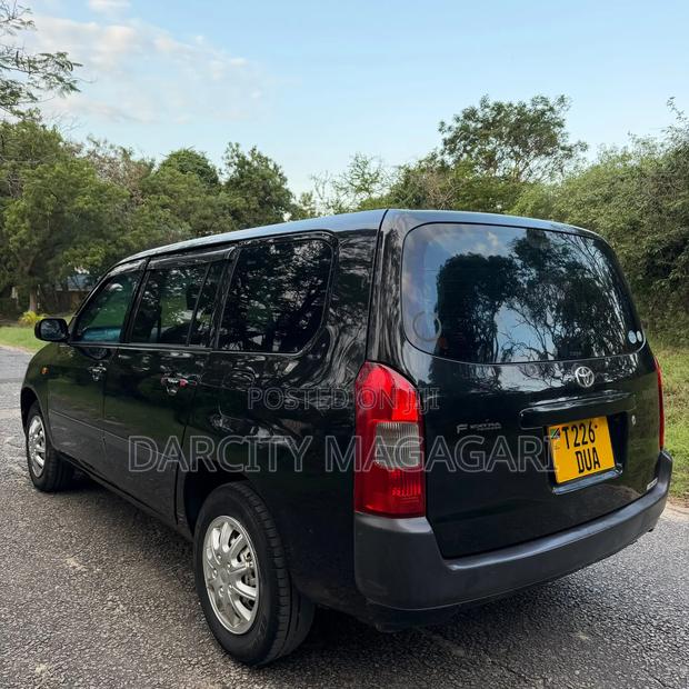 Toyota Probox 2005 Black