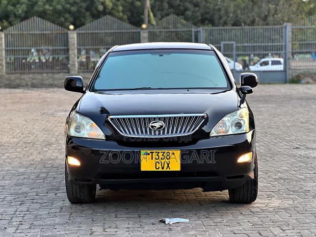 Toyota Harrier 2004 Black
