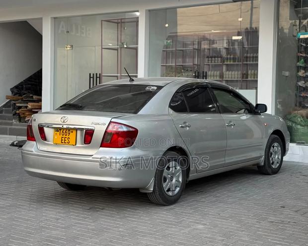 Toyota Premio 2004 Silver