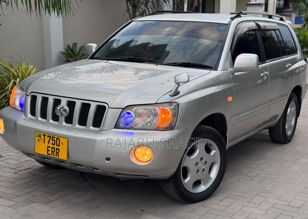 Toyota Kluger 2004 Silver