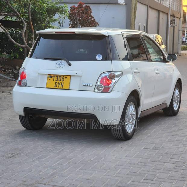 Toyota IST 2005 Pearl