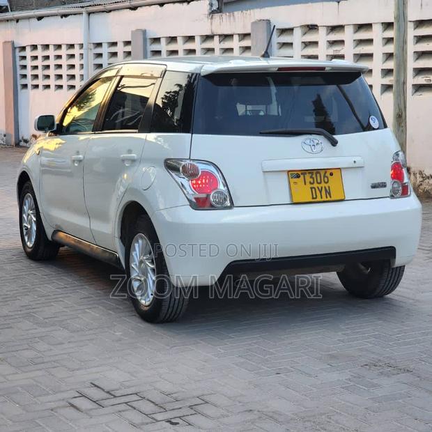 Toyota IST 2005 Pearl