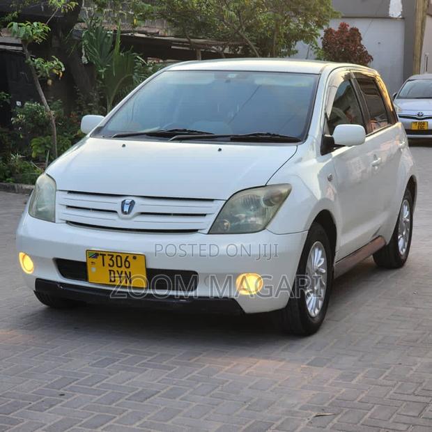 Toyota IST 2005 Pearl