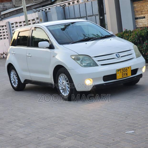 Toyota IST 2005 Pearl